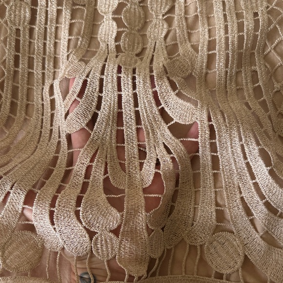 Express Women's Beige Embroidered Tank Top - Picture 4 of 6